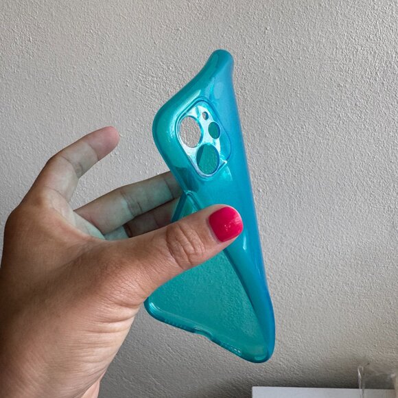 Transparent Blue Case for iPhone 11 – Soft TPU Cover - Picture 4 of 5